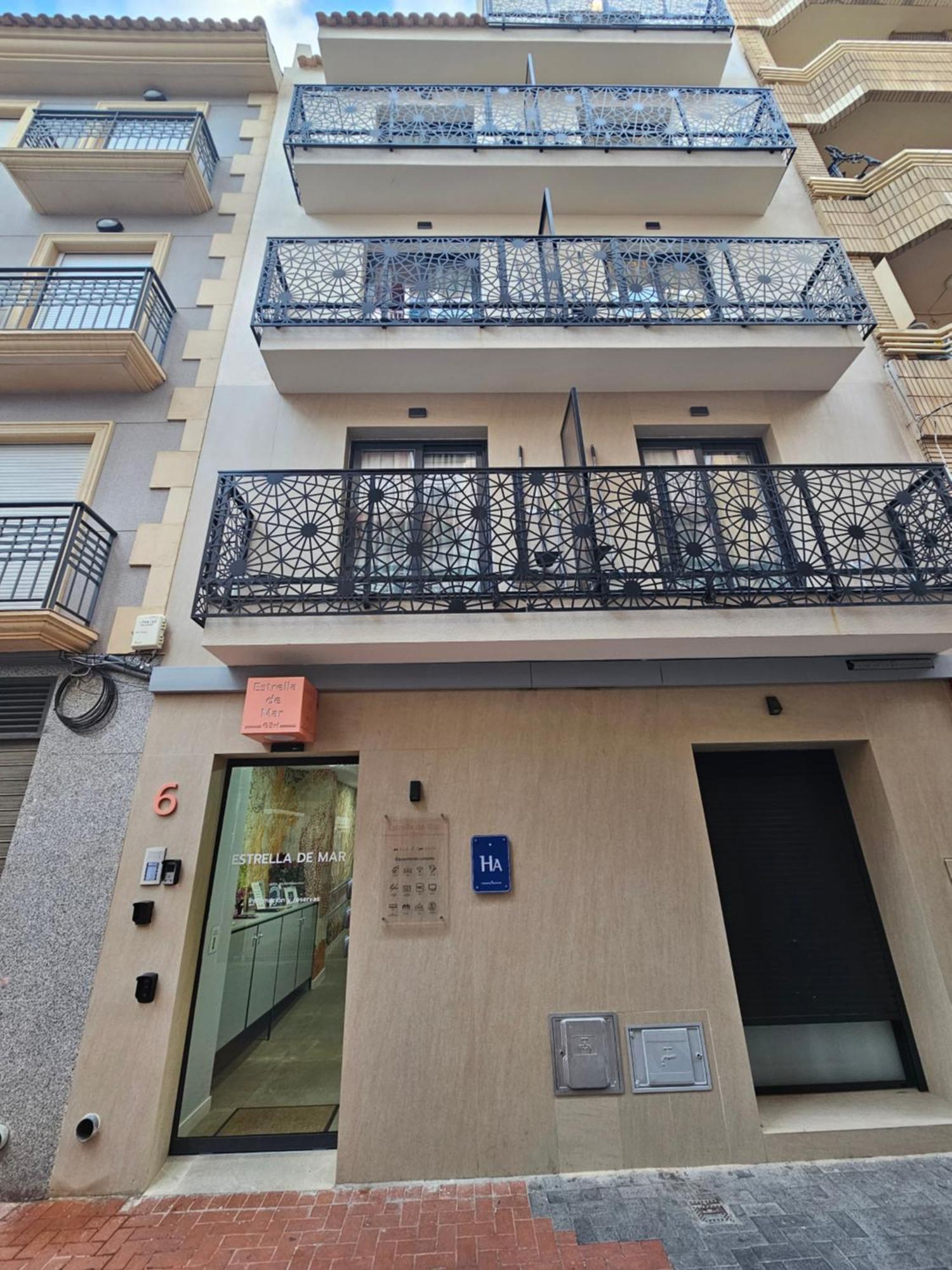 Estrella De Mar - Boutique Aparthotel Benidorm Eksteriør bilde